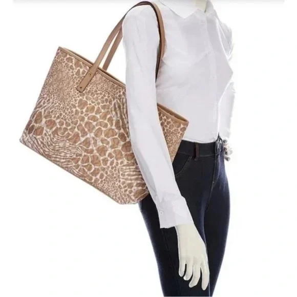 Michael Kors Carter Signature Animal Print Semi Lux Open Tote Handbag NWT